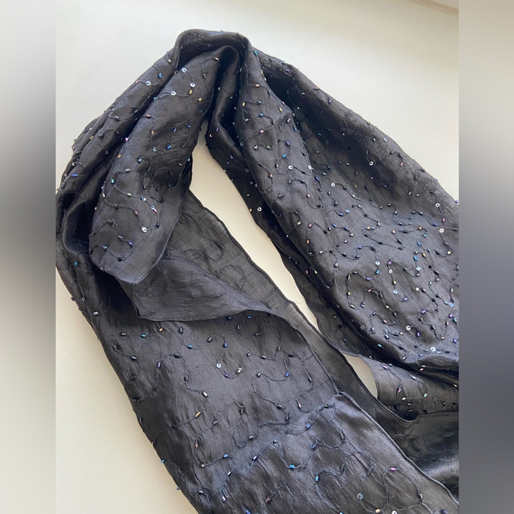 Oscar de la Renta 100% silk shawl, scarf wrap pashmina, made in India - Picture 4 of 11